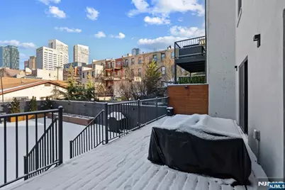 10 Bright Street 1 #1, Jersey City, NJ 07302 - Photo 32