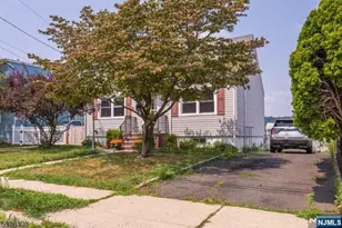 26 Edward Ct, Clifton, NJ 07011 - Photo 2