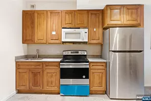 96 N 5th St, Newark, NJ 07107 - Photo 24