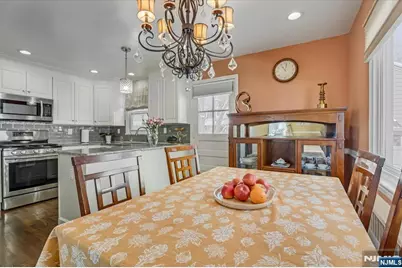 491 Dorchester Road, Ridgewood, NJ 07450 - Photo 8