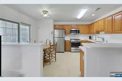 211 Warbler Drive, Wayne, NJ 07470 - Photo 14