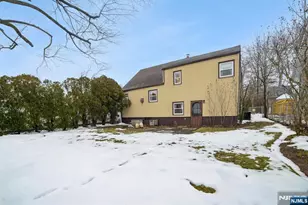 18 Byrne Pl, Bergenfield, NJ 07621 - Photo 30