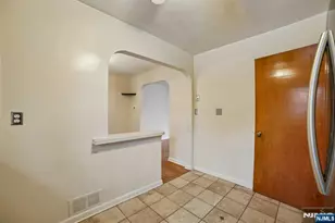 18 Byrne Pl, Bergenfield, NJ 07621 - Photo 6