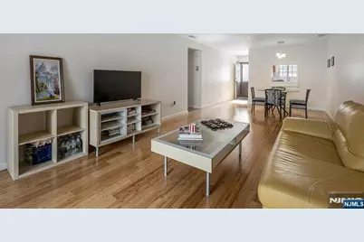 707 Thoreau Court, Mahwah, NJ 07430 - Photo 6