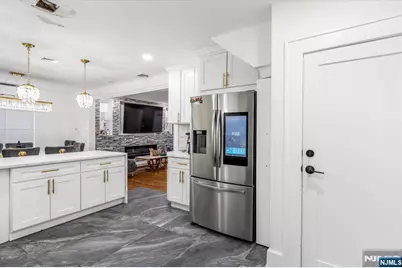9 Wayne Place, Nutley, NJ 07110 - Photo 10