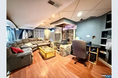 50 Glen Avenue, Hardyston Township, NJ 07460 - Photo 12