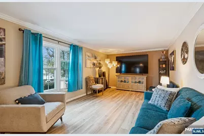 29 Woodside Drive, Rockaway Township, NJ 07866 - Photo 4