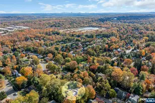 75 Cherokee Ave, Allendale, NJ 07401 - Photo 32