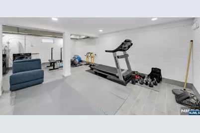 50 Henry Street, Hasbrouck Heights, NJ 07604 - Photo 18