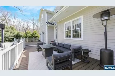 202 Chestnut Ridge Road, Saddle River, NJ 07458 - Photo 46