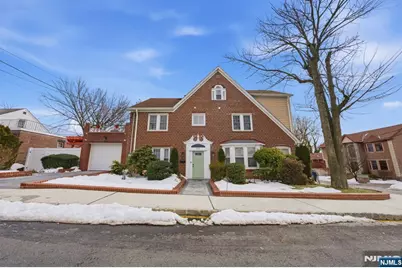 444 Oncrest Terrace, Cliffside Park, NJ 07010 - Photo 2