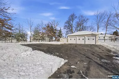 249 Parish Drive, Wayne, NJ 07470 - Photo 32