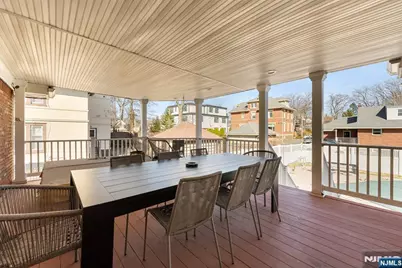 1070 Cumbermeade Road, Fort Lee, NJ 07024 - Photo 24