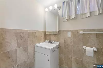 185 Park Avenue, Passaic, NJ 07055 - Photo 26