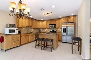 2 Maple Ave, Waldwick, NJ 07463 - Photo 8