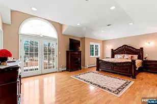 2 Maple Ave, Waldwick, NJ 07463 - Photo 12