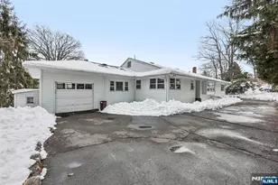 33 Lotz St, North Haledon, NJ 07508 - Photo 26