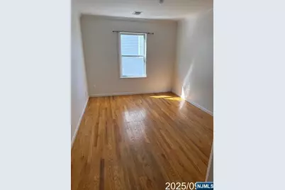 4401 Smith Avenue 2A #2A, North Bergen, NJ 07047 - Photo 12