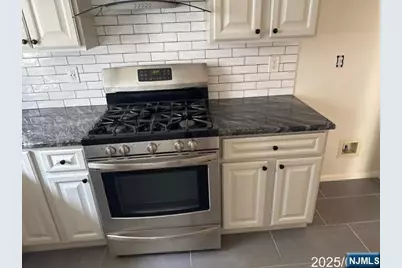 4401 Smith Avenue 2A #2A, North Bergen, NJ 07047 - Photo 10