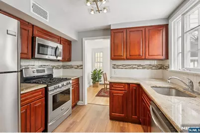 11 S Monroe Street, Ridgewood, NJ 07450 - Photo 16