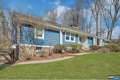379 W Shore Drive, Wyckoff Township, NJ 07481 - Photo 2