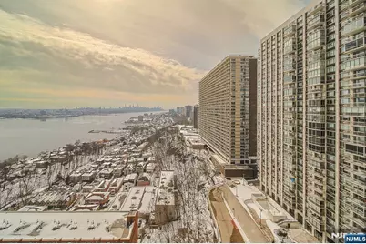 200 Old Palisade Road 16E #16E, Fort Lee, NJ 07024 - Photo 6