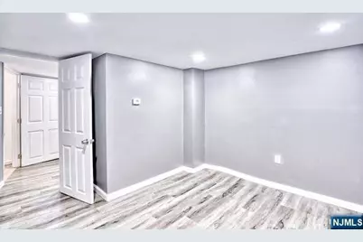 232 Goldsmith Avenue, Newark, NJ 07112 - Photo 28