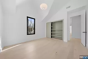 23 Cherry Ct, Cresskill, NJ 07626 - Photo 12