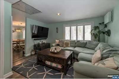 87 Fairlawn, West Milford, NJ 07421 - Photo 10