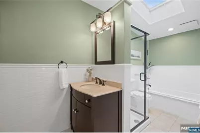 93 Bromley Place, Nutley, NJ 07110 - Photo 30