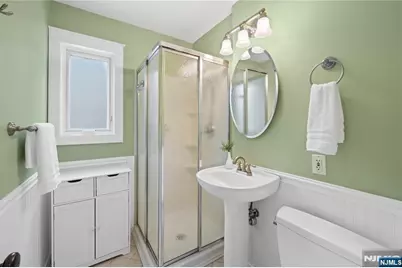 93 Bromley Place, Nutley, NJ 07110 - Photo 18