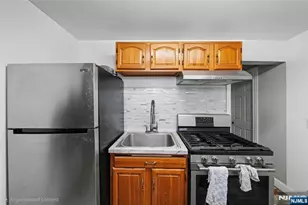458 Fairview Ave, Orange, NJ 07050 - Photo 24
