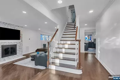 33 Highland Avenue, Maplewood, NJ 07040 - Photo 2