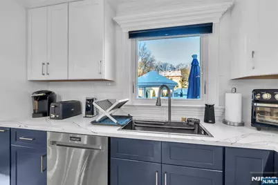 33 Highland Avenue, Maplewood, NJ 07040 - Photo 10