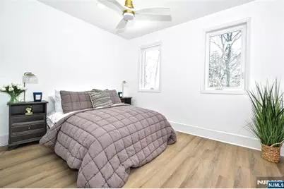 555 Lincoln Avenue, Glen Rock, NJ 07452 - Photo 8