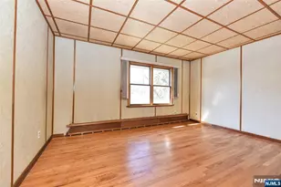 110 Lakeshore Dr, Oakland, NJ 07436 - Photo 18