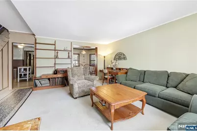 15 Garden Street, Bergenfield, NJ 07621 - Photo 4