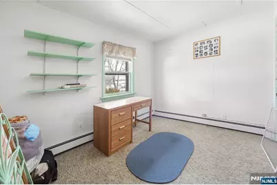 15 Garden Street, Bergenfield, NJ 07621 - Photo 18