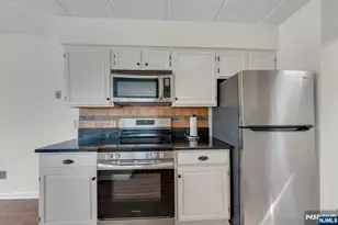 290 Anderson Street 6F, Hackensack, NJ 07601 - Photo 14