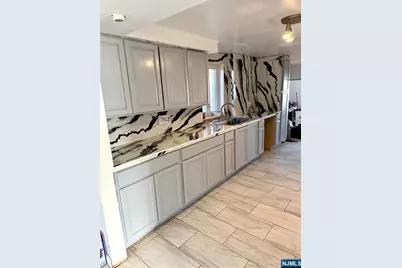 132 Union Street, Wood Ridge, NJ 07075 - Photo 2