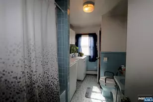 130 Wakeman Ave, Newark, NJ 07104 - Photo 8