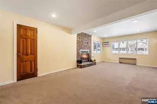 10-09 Charles St, Fair Lawn, NJ 07410 - Photo 16