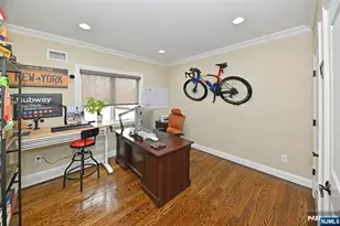 106 Arnot Pl, Paramus, NJ 07652 - Photo 10