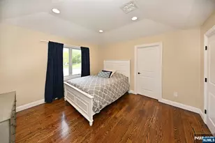 106 Arnot Pl, Paramus, NJ 07652 - Photo 24