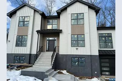 24 Peterson Road, Wayne, NJ 07470 - Photo 2