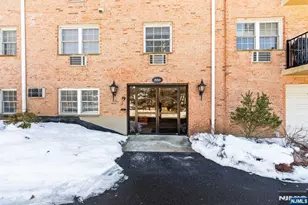 550 Fairview Ave 111, Westwood, NJ 07675 - Photo 2