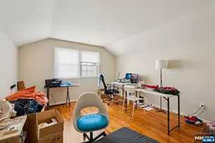 44 Forsythia Ln, Paramus, NJ 07652 - Photo 36