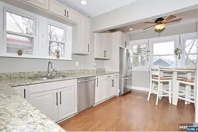 703 Linden Avenue, Teaneck Township, NJ 07666 - Photo 8