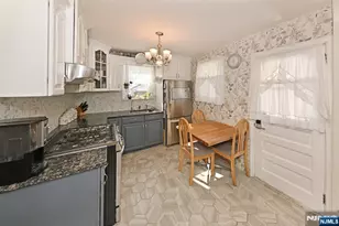 50 Catherine Ave, Saddle Brook Township, NJ 07663 - Photo 10