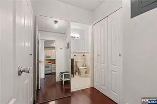2000 Linwood Ave 6E, Fort Lee, NJ 07024 - Photo 10
